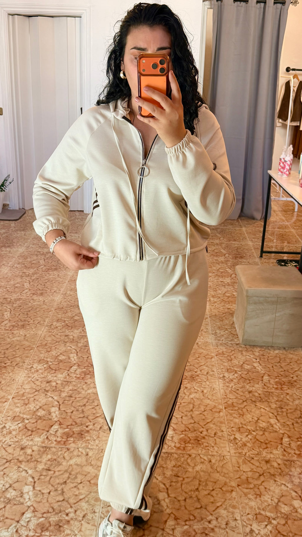 Conjunto chándal beige