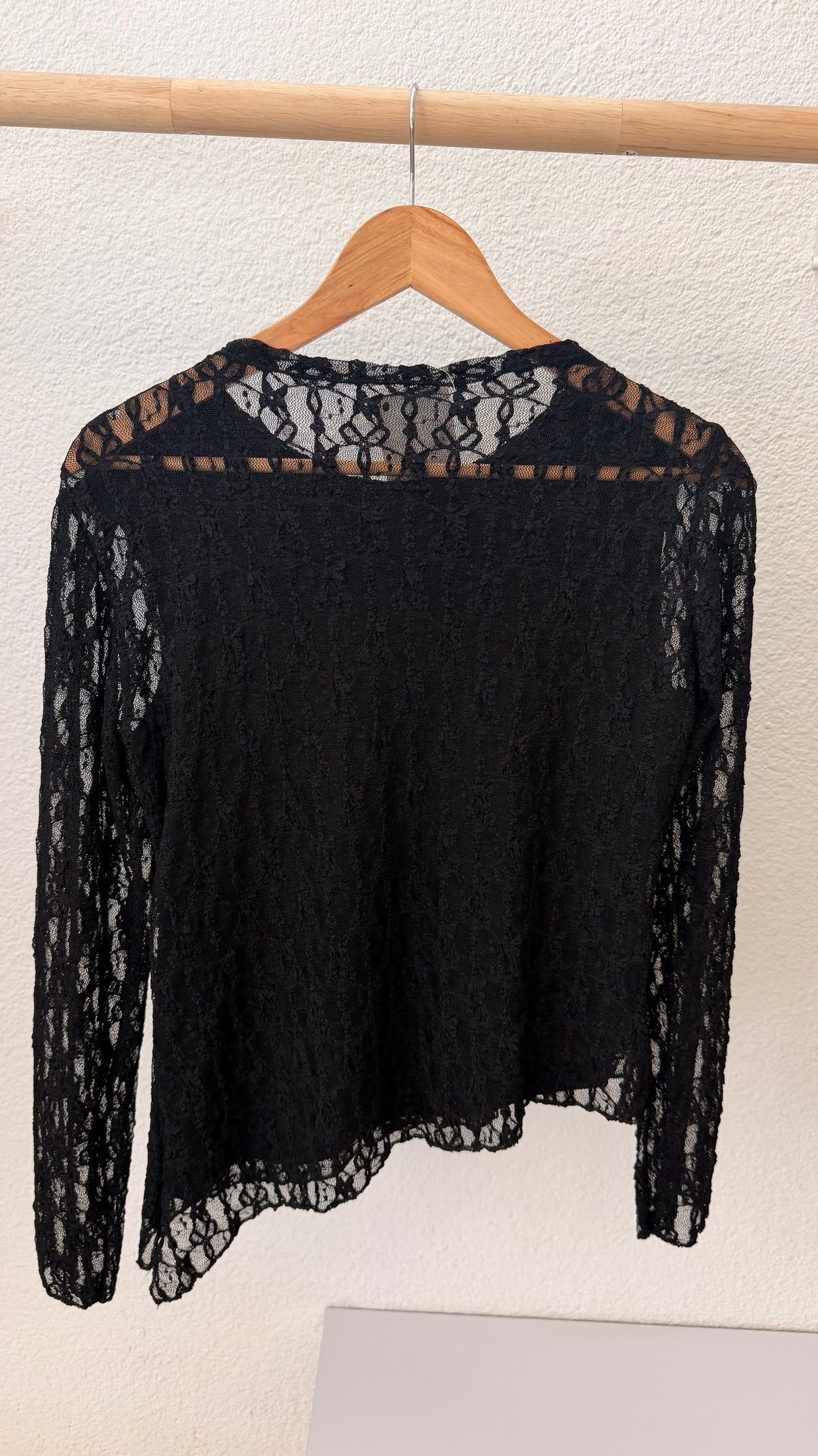 Camiseta negra encaje