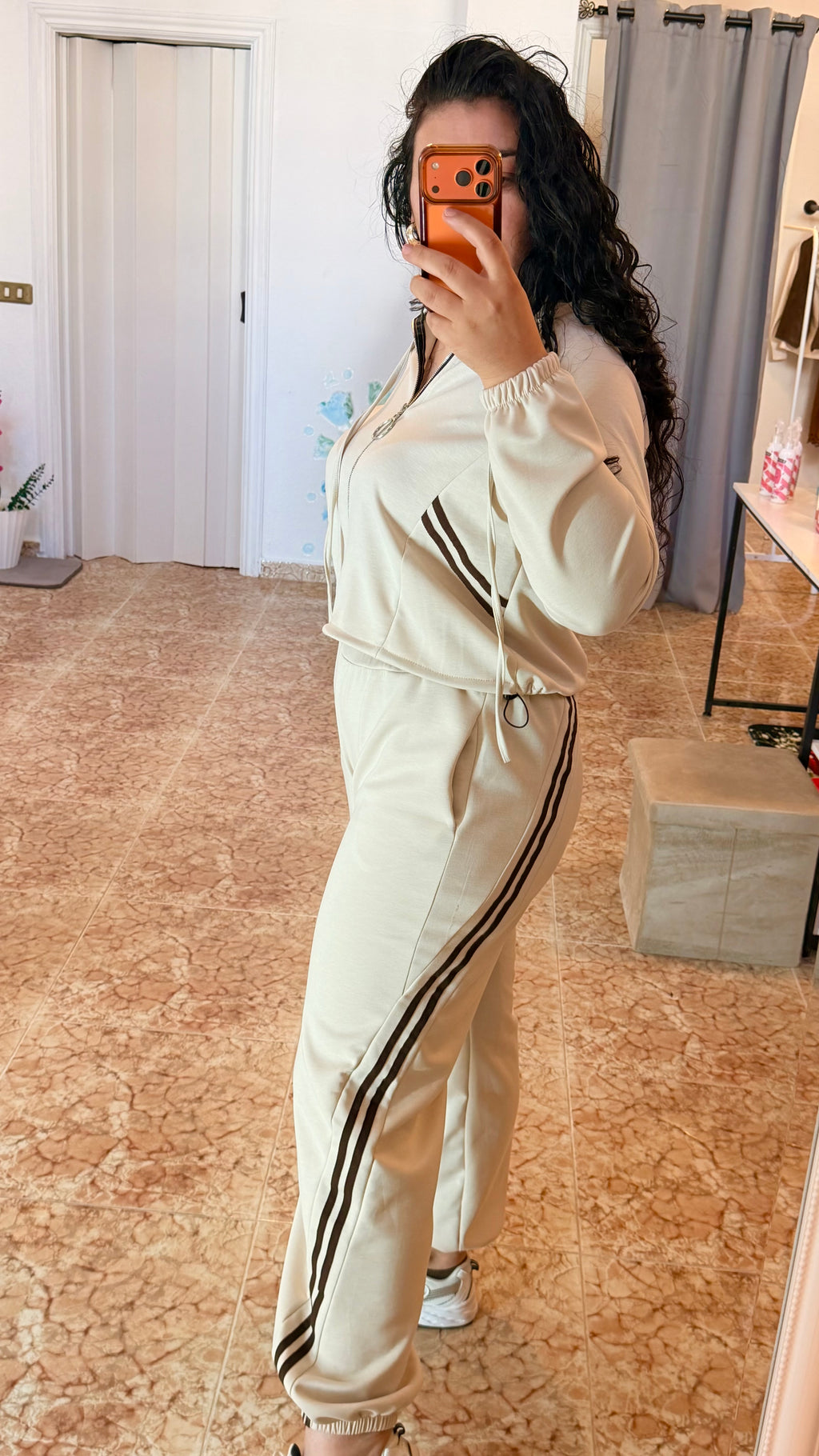 Conjunto chándal beige