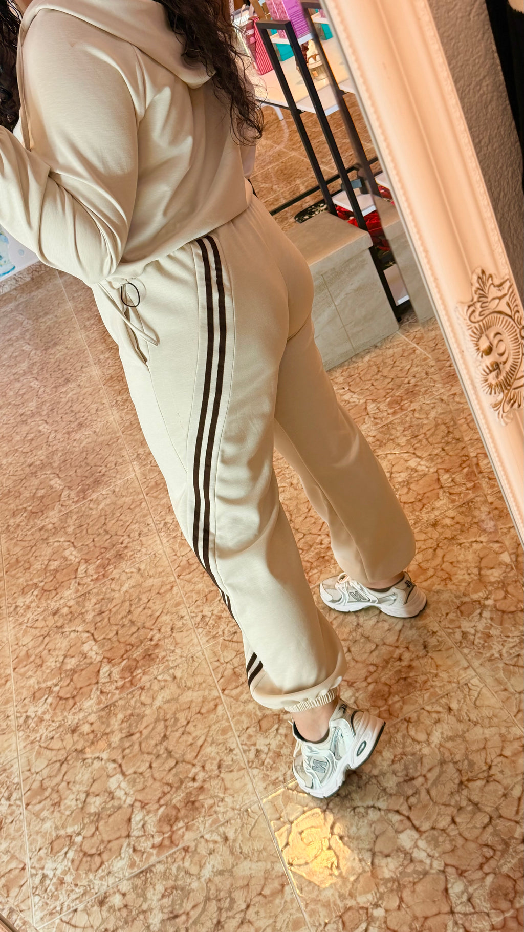 Conjunto chándal beige
