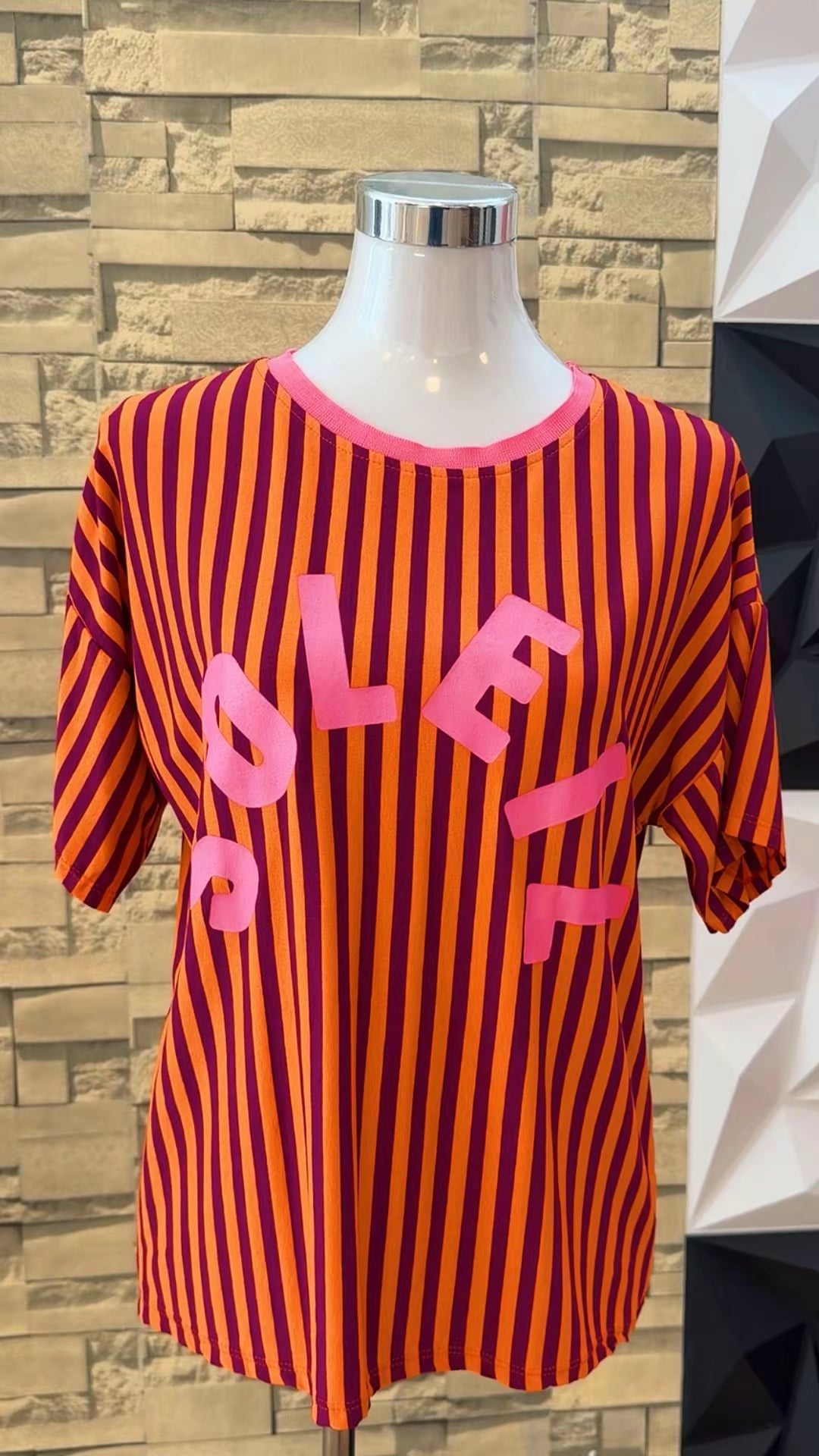 Camiseta naranja burdeos