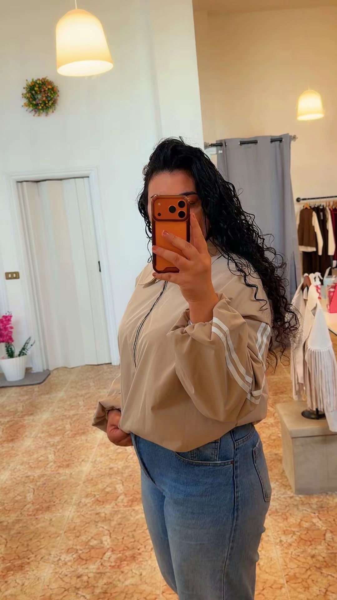 Bomber beige inspiración ADIDS