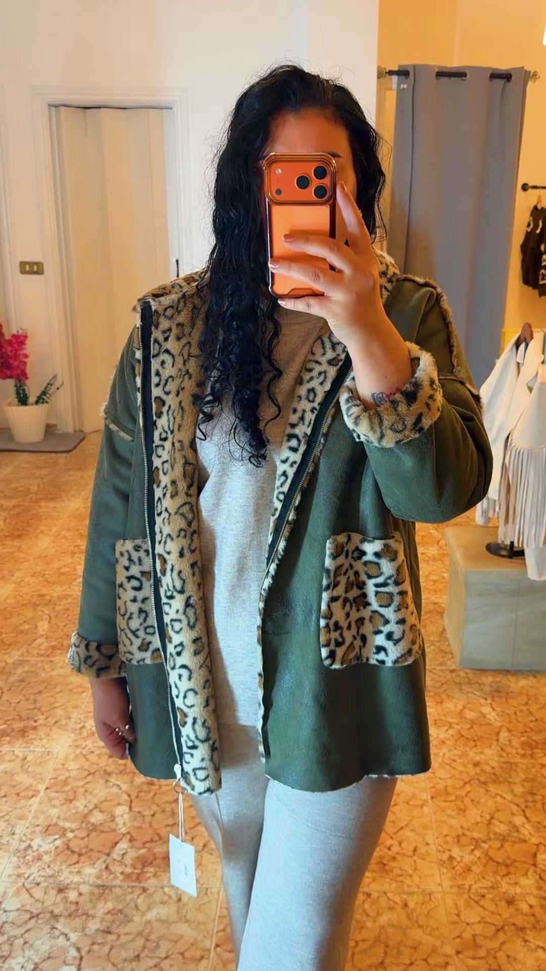 Abrigo leopardo v